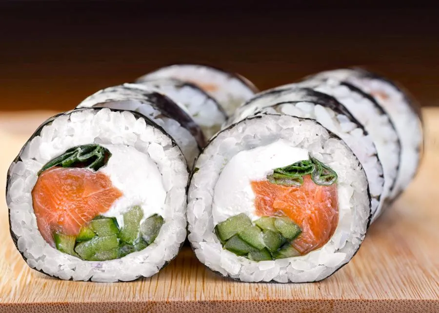 БигДабл с лососем и овощами